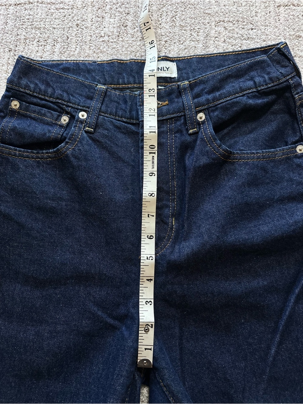 Classic High-Rise Blue Jeans - Versatile Everyday Style - Picture 7 of 14